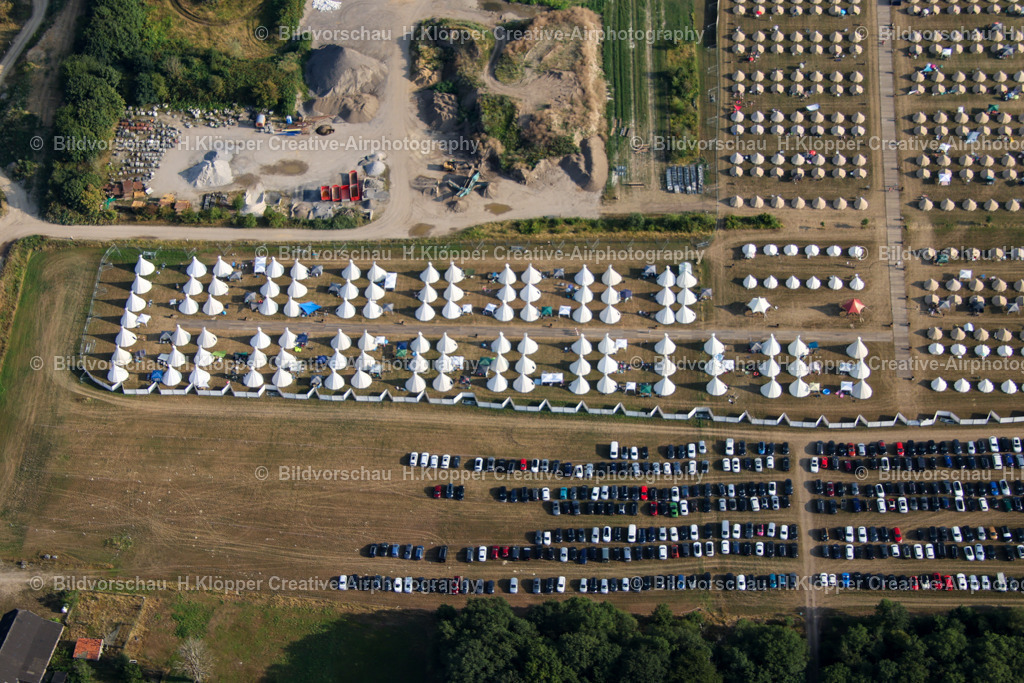 Weeze Parookaville 2022_ Creative_Airphotography H.Klöpper-6047 | Parookaville 2022 Weeze. Das größte Elektro Event Festival mit 220.000 Besucher. Zeltstadt - Realisiert mit Pictrs.com