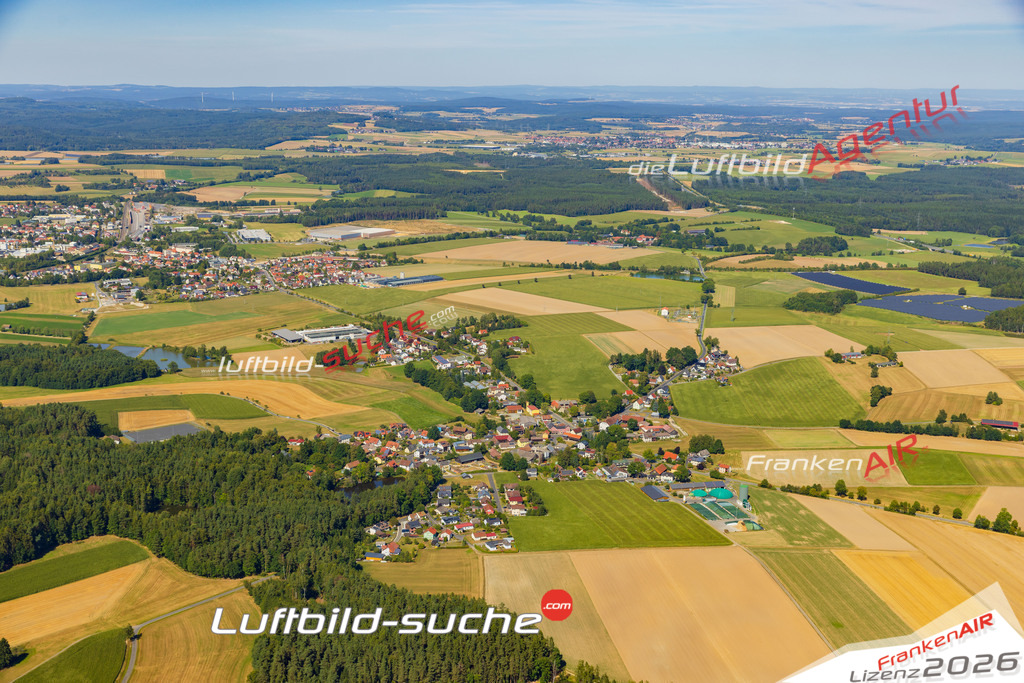 Schöne Luftaufnahme als Geschenk in Schönhaid Wiesau - Die Luftbildaufnahme wurde 2025 vom UL-Flugzeug heraus erstellt ( keine Drohne ) - Hochauflösende Luftaufnahme -Nicht vergleichbar mit Google Maps oder Satelittenbilder- Die Geschenkidee !Mit Lizenz und Bildrechte bestellbar