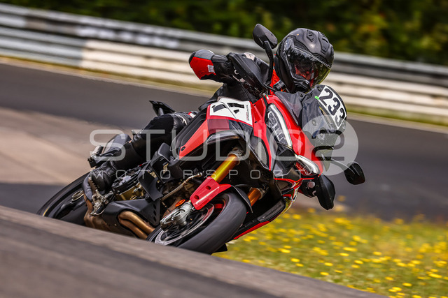 0233-240724_NS-023_233 | Deine Full-Service-Agentur für ✔️Videoproduktionen und ✔️Motorsportfotografie Jetzt Angebot anfragen!