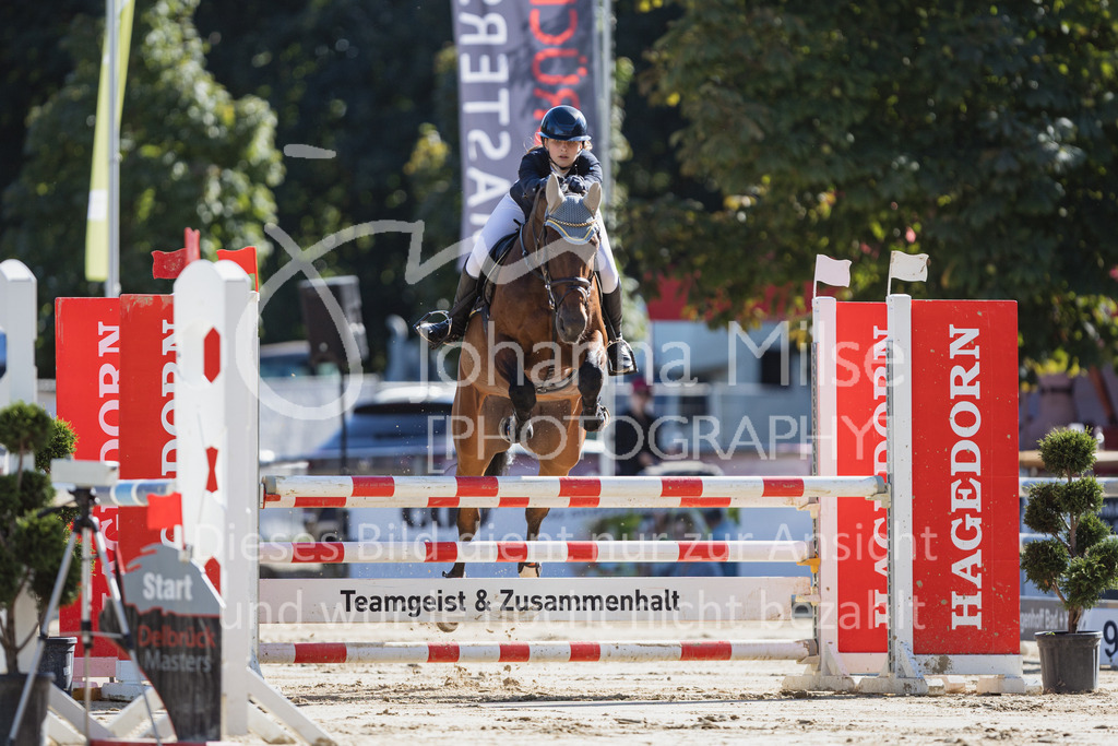 220828_Delbrueck_A2-Spr-202 | Deine schönsten Turniermomente als professionelle Fotos! Entdecke hochwertige Pferdesport-Fotografie im Online-Shop. Jetzt Fotos finden & bestellen!