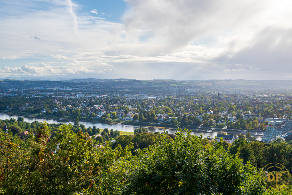 20251005-_DF83605 | Geschenke, Wandbilder und Accessoires mit Motiven aus Dresden und anderen schönen Orten zur Verschönerung Deines zu Hauses und zum verschenken gewünscht? Wähle Deine Lieblingsbild auf dem Produkt Deiner Wahl. 