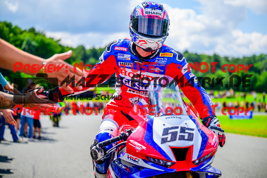 MaZZes_FotoMatrix_240728_6021986_5711 | STK