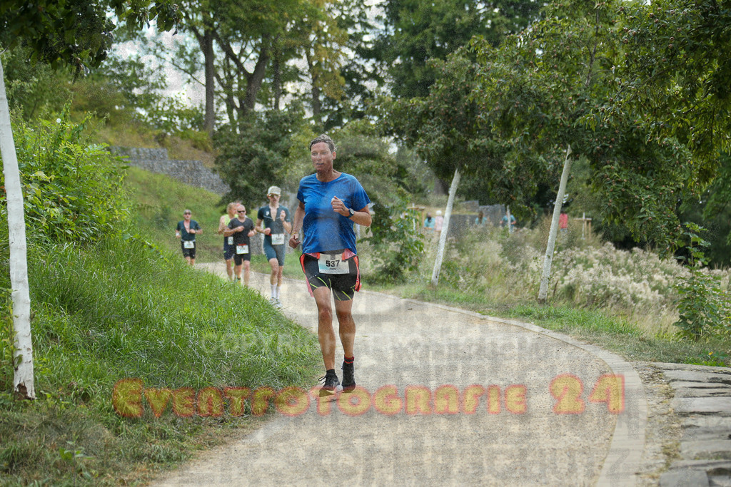 250824_1407_EX1_5036 | Sportfotografie im Rhein-Sieg Kreis, Köln, Bonn, NRW, Rheinland Pfalz, Hessen, etc. Unser Tätigkeitsfeld umfasst den Laufsport vom Volkslauf über den Marathon, Duathlon, Triathon bis zum Ultralauf wie Kölnpfad Ultra oder Schindertrail.