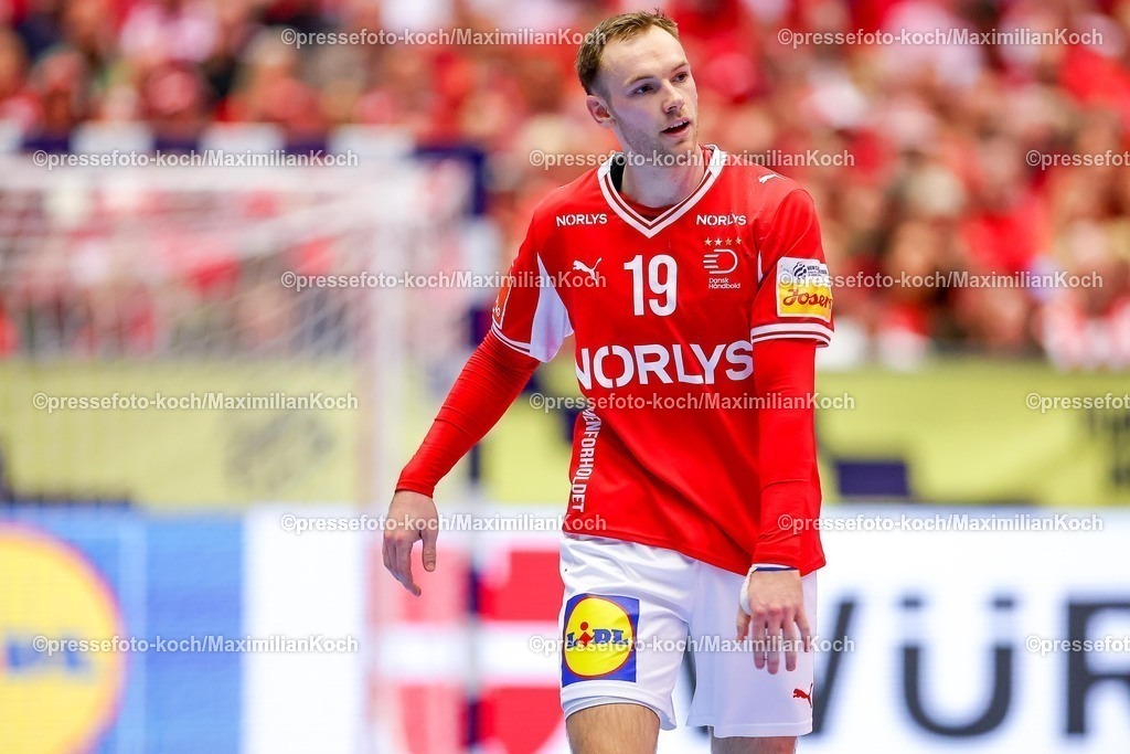 EHF16012602165 | 16.01.2026, Handball, Men's EHF EURO 2026, Dänemark - Nordmazedonien, Jyske Bank Boxen in Herning, Dänemark, Preliminary Round:  Mathias Gidsel (Denmark #19) 