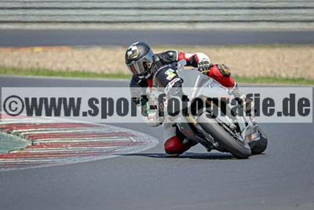 spof4864 | Professionelle Fotos von Sportveranstaltungen, aber auch Hochzeiten und anderen Events. - Realisiert mit Pictrs.com