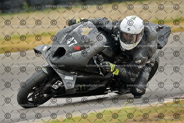 25bt05-1262 | markuskiefer.com - Realisiert mit Pictrs.com