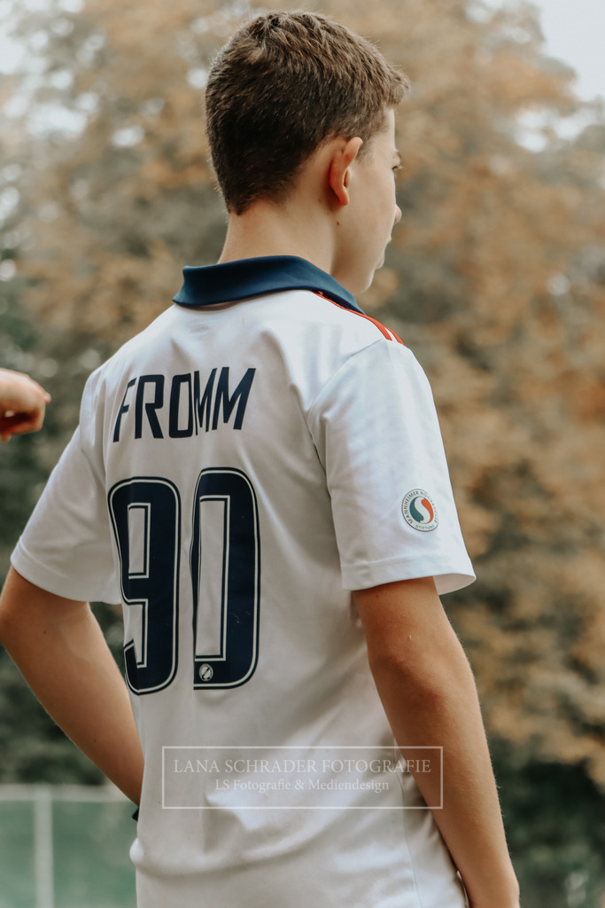 MU18_DM_ZWR_HF_MHC-ASVM_18.10.25_Köln (252 von 286) | lanaschraderfotografie - Realisiert mit Pictrs.com