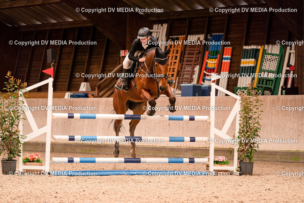 Springen Tag 1-575 | dv-media-shop - Realisiert mit Pictrs.com