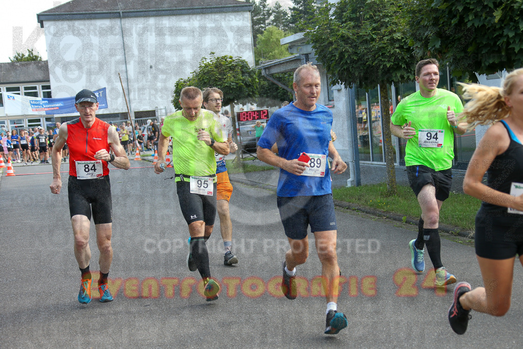 250801_1804_EX1_6318 | Sportfotografie im Rhein-Sieg Kreis, Köln, Bonn, NRW, Rheinland Pfalz, Hessen, etc. Unser Tätigkeitsfeld umfasst den Laufsport vom Volkslauf über den Marathon, Duathlon, Triathon bis zum Ultralauf wie Kölnpfad Ultra oder Schindertrail.