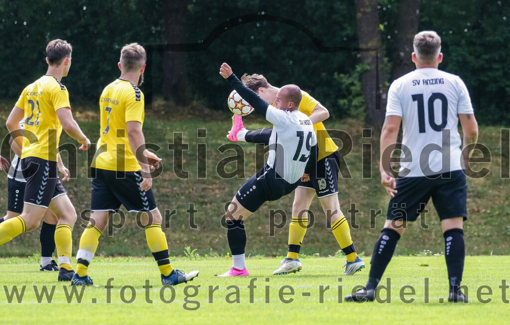 2023-07-23_064_SV_Anzing_gegen_SC_Kirchasch | Anzing, Deutschland, 23.07.2023:
Fußball, Kreisliga 2023 / 2024, Testspiel, SV Anzing gegen SC Kirchasch, Endergebnis: 5:1

Johannes Haindl (SC Kirchasch, #20), Igor Thomas (SC Kirchasch, #7), Tim Schuster (SV Anzing, #19), Julian Bauer (SC Kirchasch, #19), Dennis Bender (SV Anzing, #10)

Foto: Christian Riedel / fotografie-riedel.net