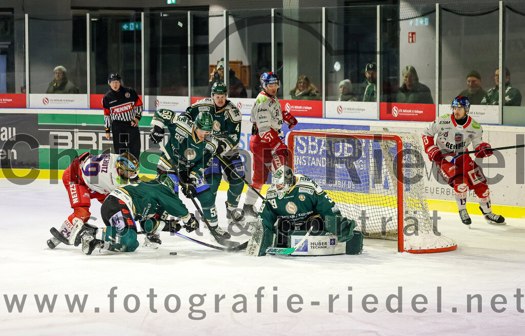 2026-01-18_105_TSV_Erding_gegen_Selber_Woelfe | Erding, Deutschland, 18.01.2026:Eishockey, Oberliga Süd 2025 / 2026, 38. Spieltag, TSV Erding gegen Selber Wölfe, Endergebnis: 2:3 n.V.Foto: Christian Riedel / fotografie-riedel.net