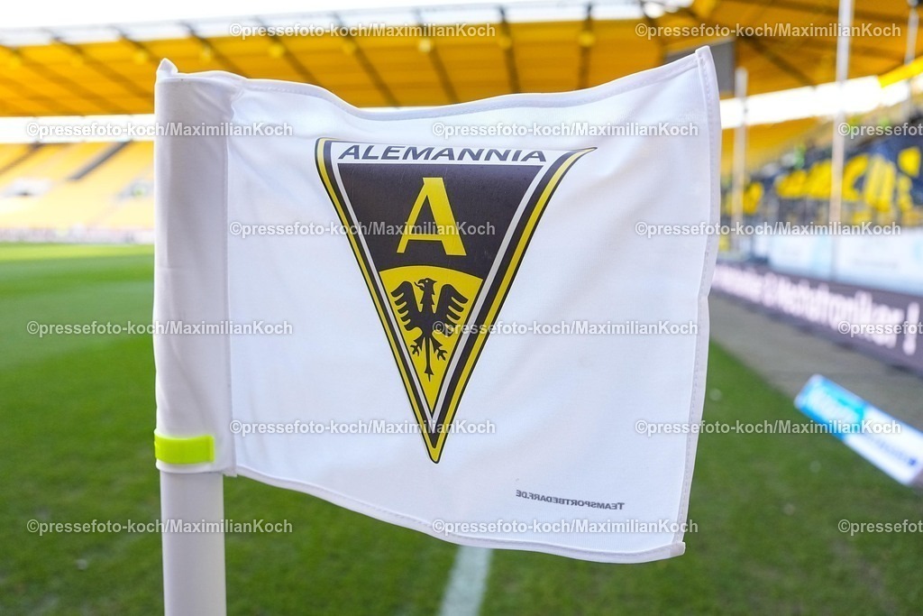 xYDRx17012601084 | 17.01.2026, xydrx, Fußball, 3.Liga, TSV Alemannia Aachen - VfL Osnabrück, Saison 2025 2026, Tivoli: Eckfahne mit dem Logo von TSV Alemannia Aachen        DFB regulations prohibit any use of photographs as image sequences and or quasi-video. Photo: xYannisxDreimannxPressefotoKochx
