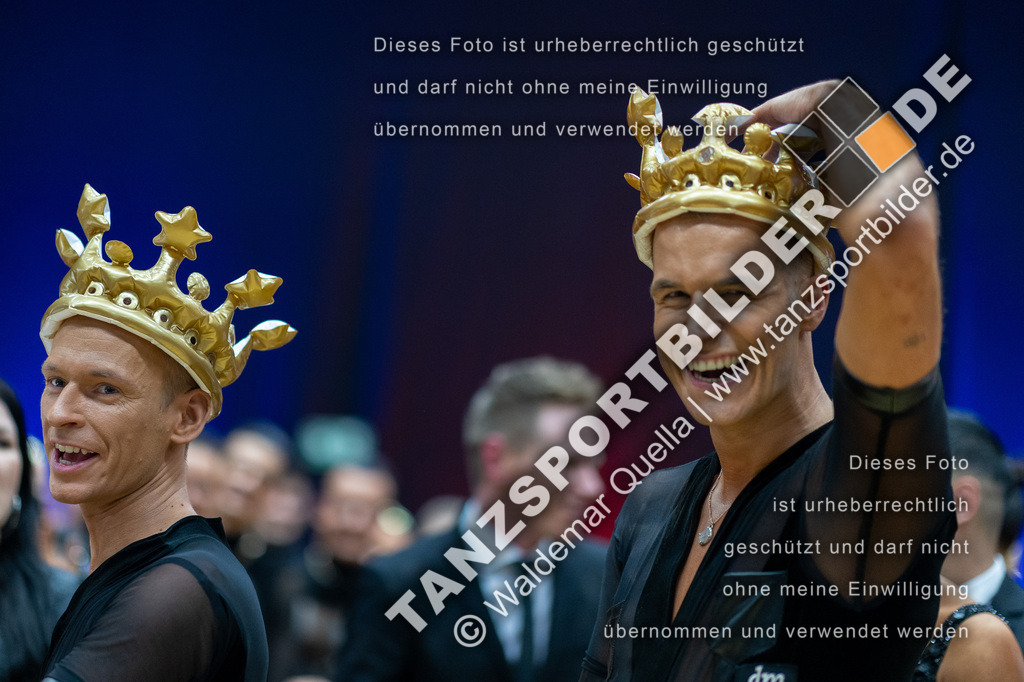 20230114-14734 | Hier finden Sie Tanz Bilder vom Latein und Standard Formationen tanzen. Sportbilder vom Tanzsport. Schöne Fotos und von Weltmeisterschaft, Europameisterschaft, Bundesliga, Regionalliga, Oberliga und Landesliga sowie von GOC Stuttgart, DanceComp, WM Bremen