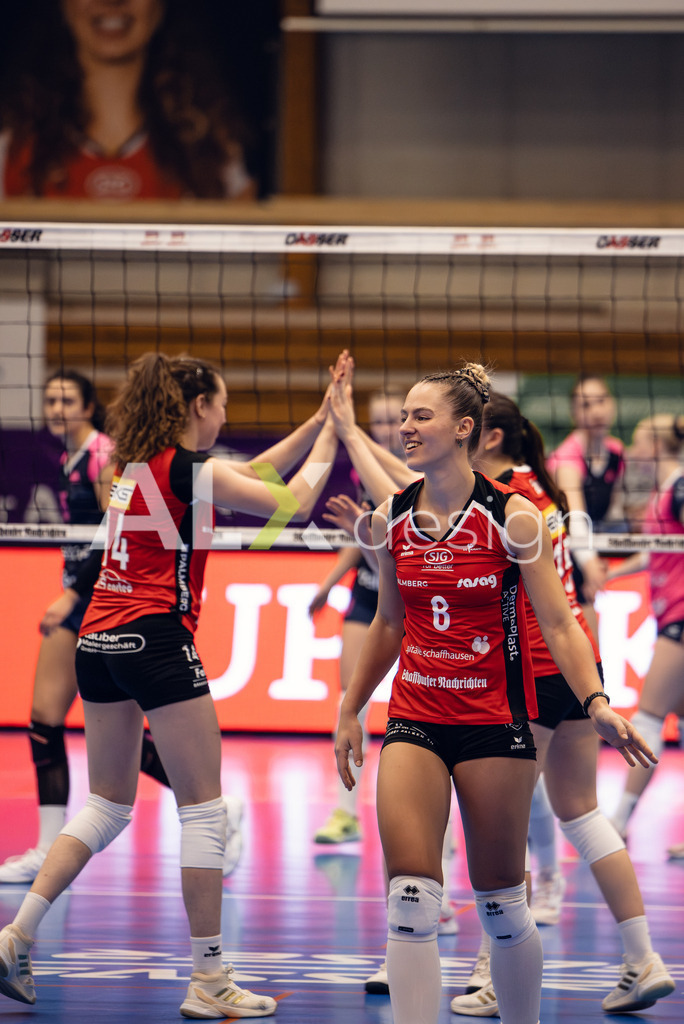 Volleyball I Frauen I Saison 2025-2026 I Volleyball NLA | Women I Round 14 I VC Kanti Schaffhausen - NLZ Volleyball Academy Zürich I 16.01.2026 | VC Kanti Schaffhausen - 8 Lina-Marie Lieb (DE) – Aussen - Realisiert mit Pictrs.com