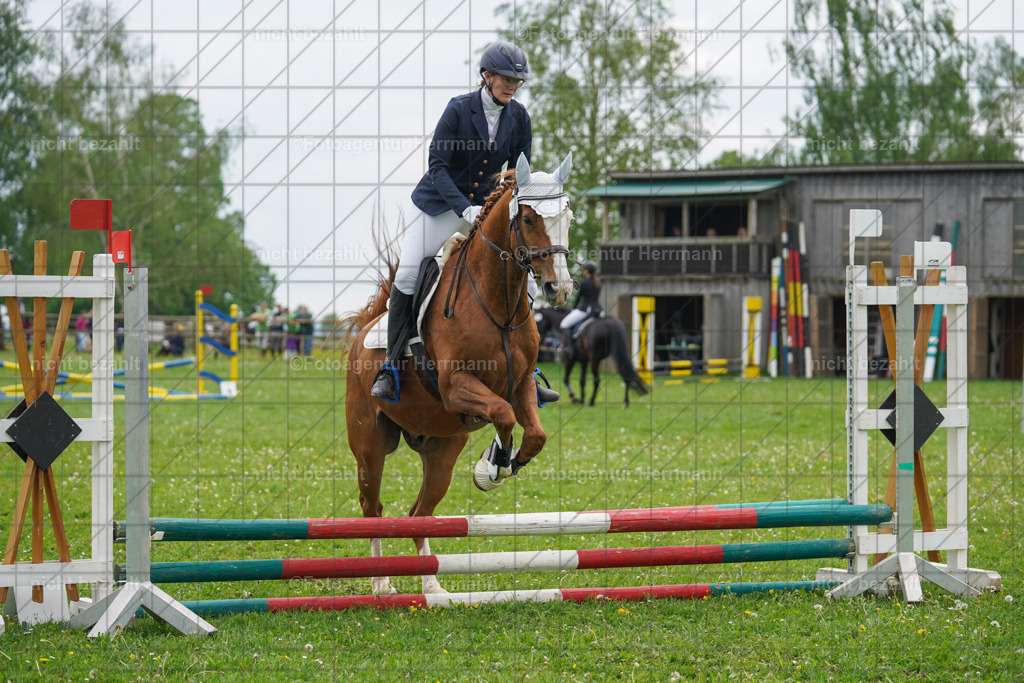 20240509-FAH02407 | Turnierbilder der Turnierfotografen Bayern, Pferdesport Fotografie, Reitsportbilder, Turnier Landberg am Lech, Turnierbilder bayern, Fotoagentur Herrmann
