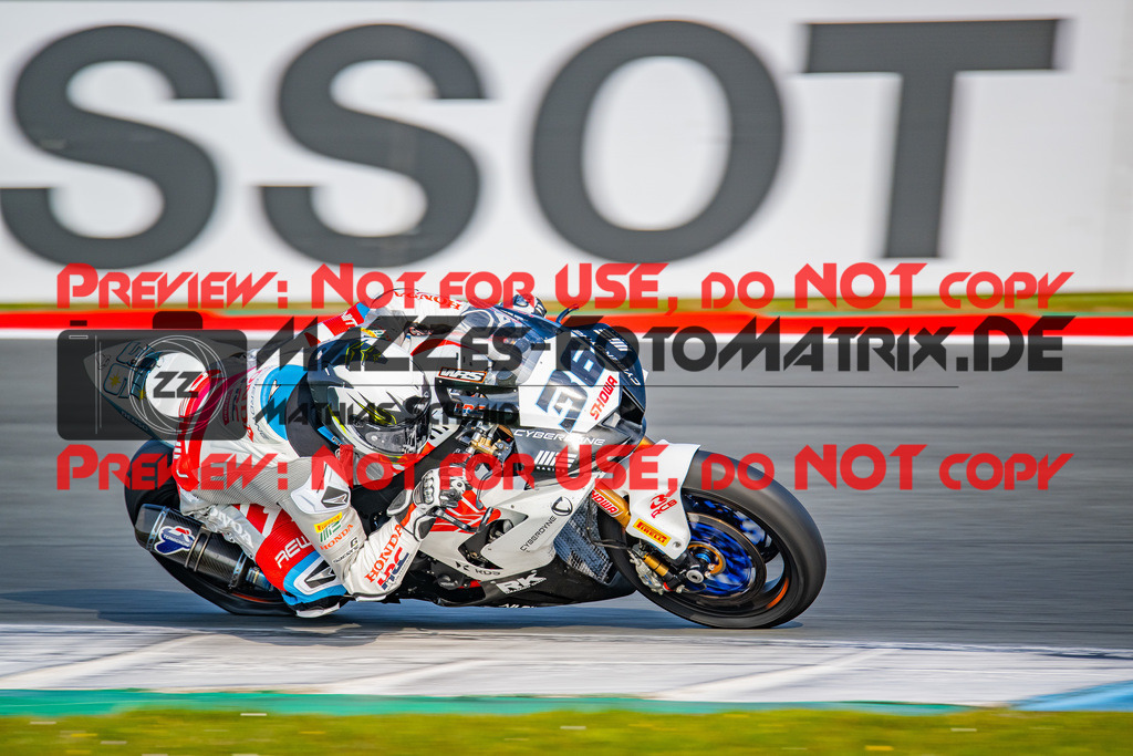 MaZZes_Fotomatrix-220424-92905 | Fotograf Mathias Schmid
Sportfotograf,
Eventfotograf,
Hochzeitsfotograf,
Portraitfotograf