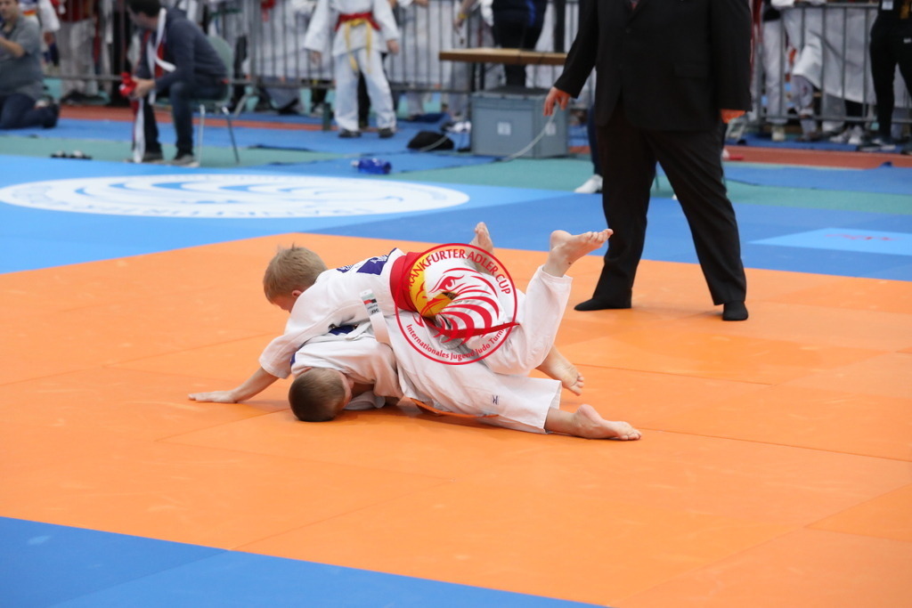 1J7A3209 | Fotos vom Adler Cup - Pictures from Adler Cup

Hier findet Ihr alle Eindrücke und großen Momente der Adler Cup Wochenenden. Here you will find all impressions and great moments of the Adler Cup weekends. - Realisiert mit Pictrs.com