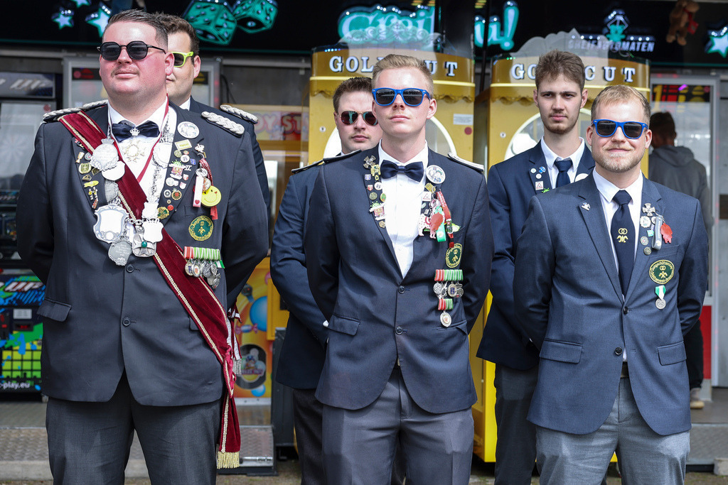 top-top.de 240601-084 | Foto, Video, Fotografie, Videografie, Fotobox, DJ, Discjockey, Musik, Musikbox, Veranstaltung, Photobooth, Amazon, Ebay, Buchtipp, Bestseller, Autor, Verlag, Buch, Wesel, Hamminkeln, NRW, Dinslaken, Rees, Drohne, Hochzeit, Party, Fotobox, Wesel, Fotograf