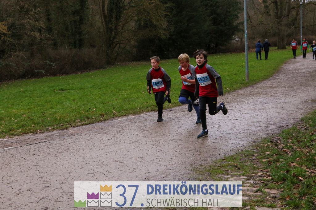 Stadtwerke Jugendlauf 1700m | 3 Koenigslauf 2023 - Realisiert mit Pictrs.com