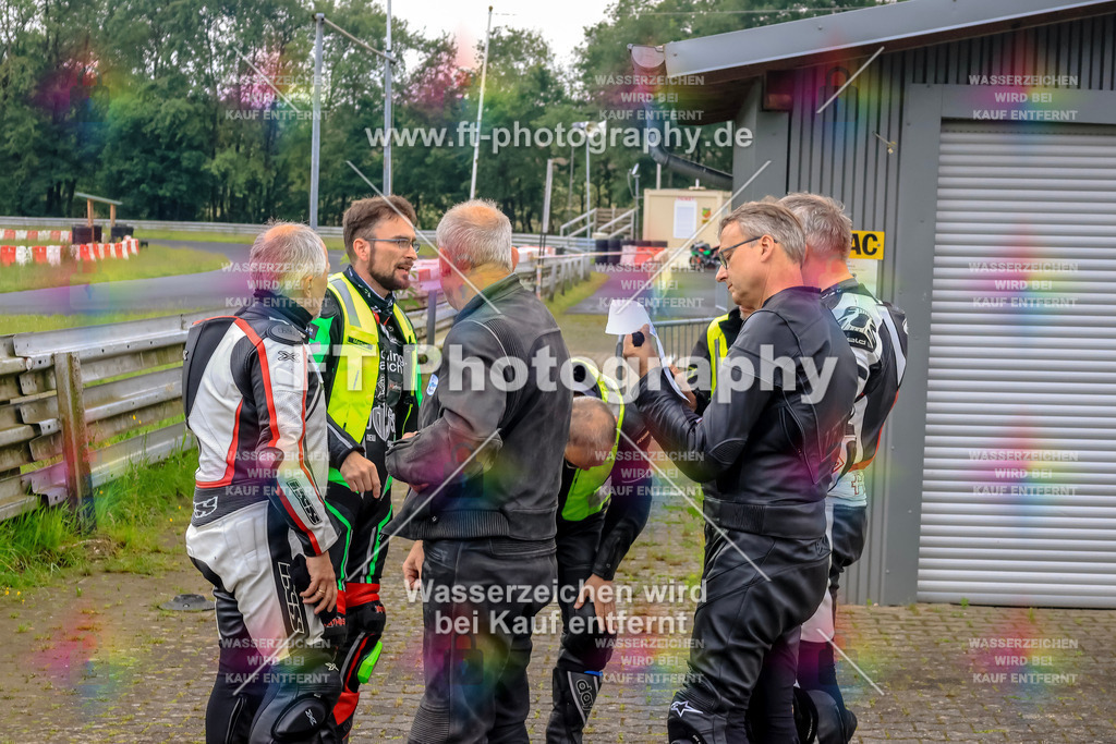 VBK-6175 | Hier findet Ihr Bilder von Touristenfahrten auf der Nürburgring Nordschleife oder von anderen Veranstaltungen die ich besucht habe. Viel Spass beim Durch Schauen 
