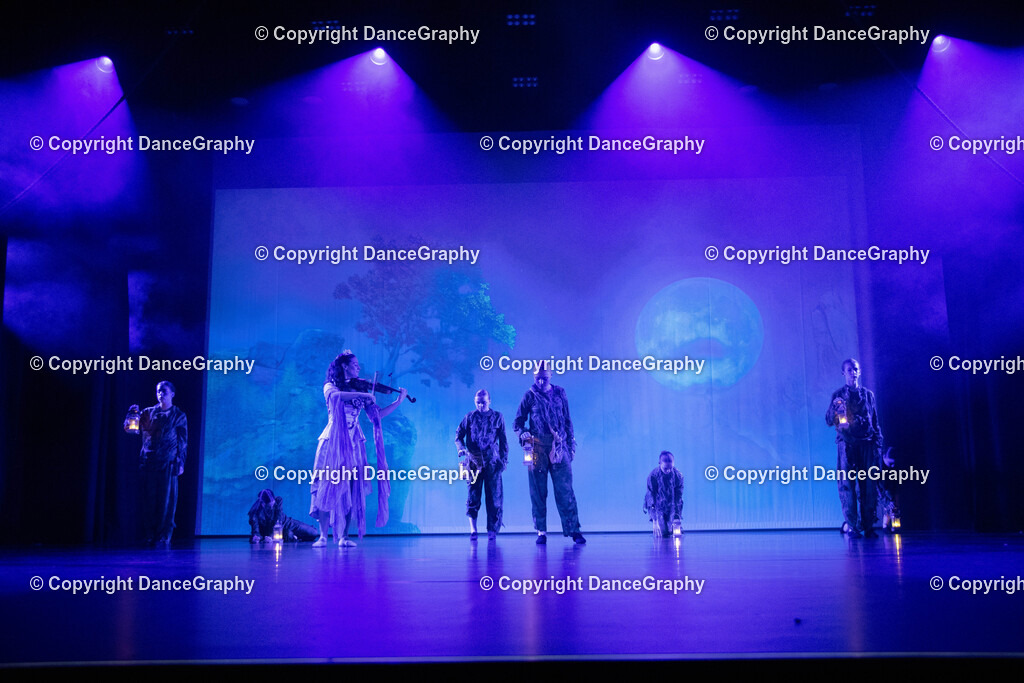 GPHY2519 | DanceGraphy - Realisiert mit Pictrs.com