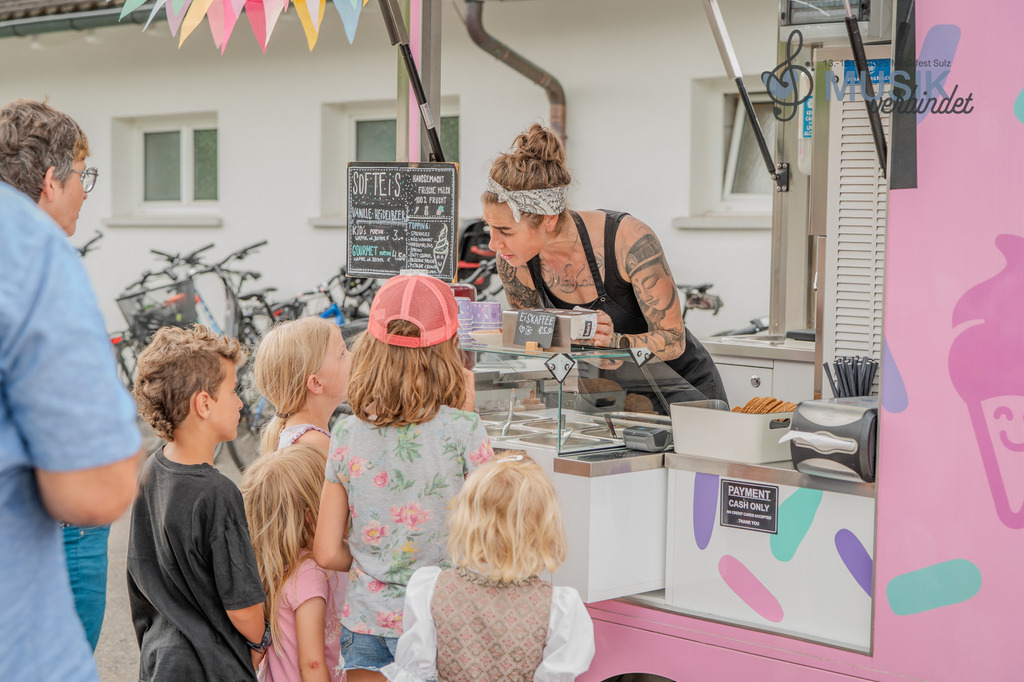 DSC_5610 | "Fussifoto.com – Ihr Ansprechpartner für hochwertige Fotografie! Entdecken Sie kreative Bilder und professionelle Dienstleistungen. Kontaktieren Sie uns für Ihre Projekte!"