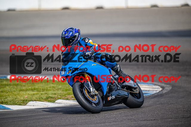 MaZZes_FotoMatrix_230410_7517 | GELB