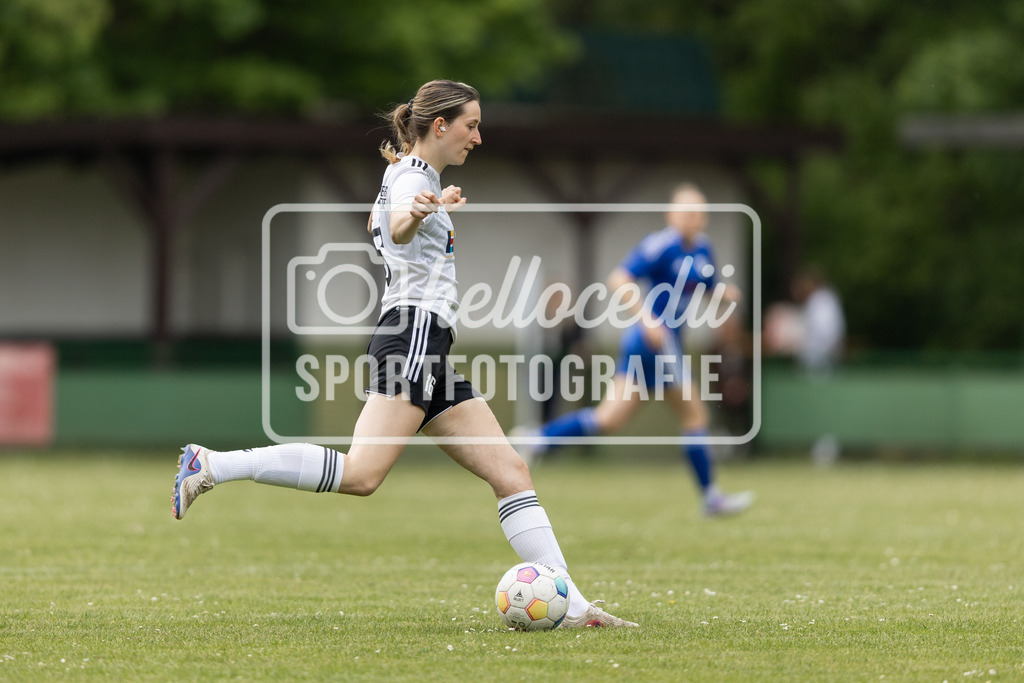 Fußball I Frauen I Saison 2025-2026 I Oberliga Niedersachsen I FC Jesteburg-Bendestorf - BW Hollage I 12622 | realhellocedii - Realisiert mit Pictrs.com