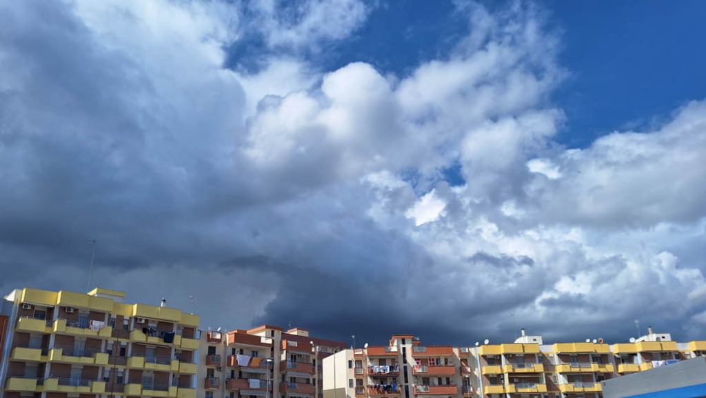 Manfredonia, Italien | Die schönsten Bilder für Ihre Räume online bestellen! In unseren Bildergalerien findet Sie alles was es für Ihre Räume braucht. Lassen Sie sich überraschen ☺️ - Realisiert mit Pictrs.com