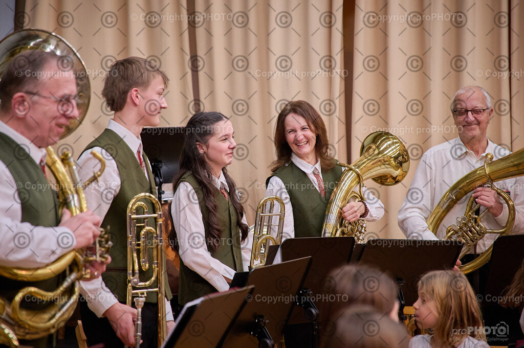 052_202601_MVS-Neujahrskonzert_NZ6_1976 | proPHOTO - Realisiert mit Pictrs.com