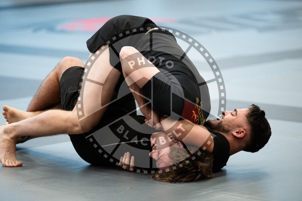 20251129PBB8814 | Fighters compete during the luta livre competition ILLCS XI winter edition on November 29, 2025 in Hannover, Germany.