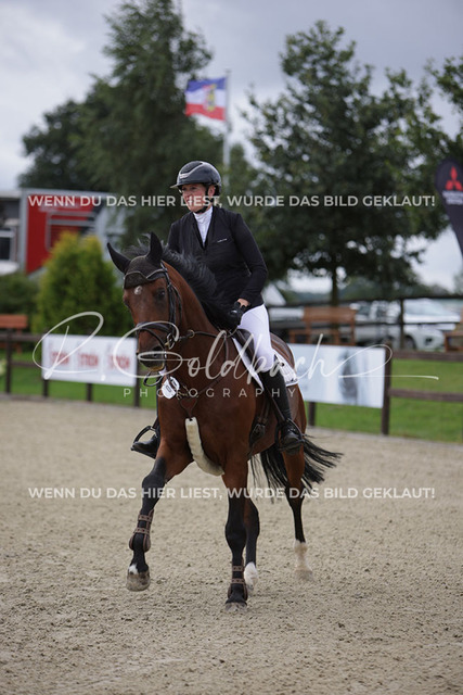 1J2A0044Paula de Boer-Schwarz_ Belun 3_ Kn047_ Havekost | Foto- und Videografie für alles rund ums Pferd. Hochwertige Bilder und Videos vom Spring- und Dressurreiten, Voltigieren & mehr. Jetzt aktuelle Veranstaltungen und Preise im Shop ansehen. - Realisiert mit Pictrs.com