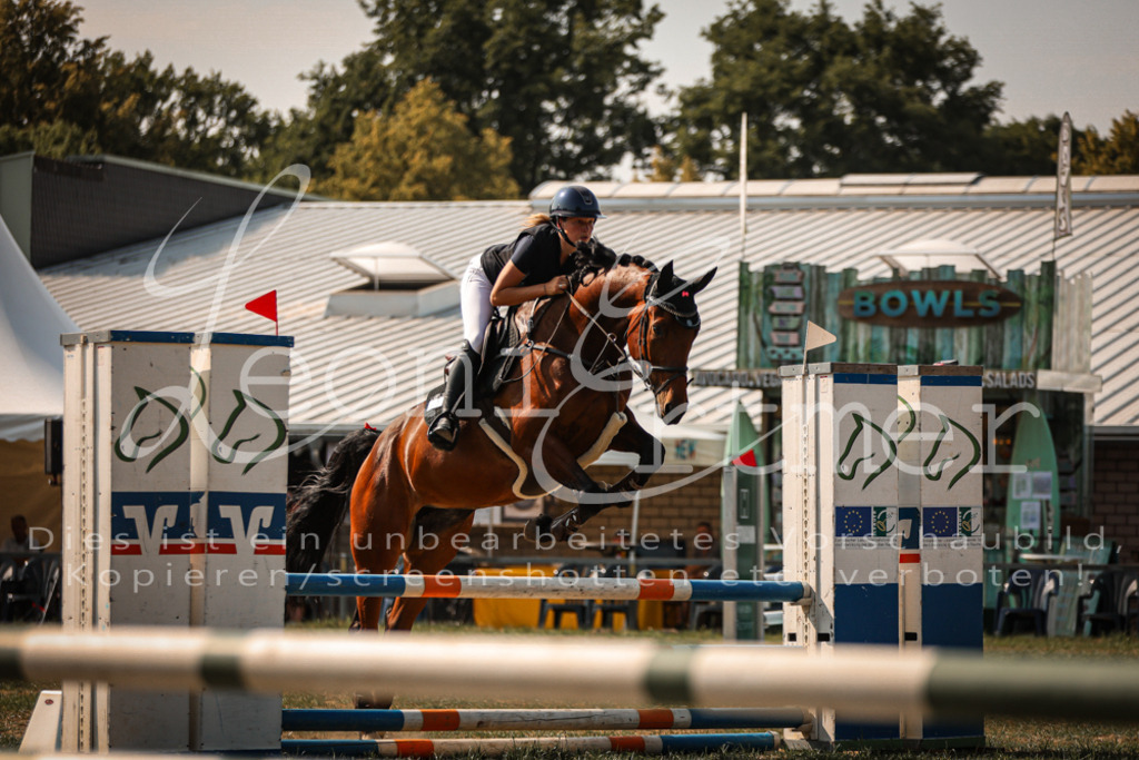 13.FrPfA00080 | Leoni Ertmer Photography - Realisiert mit Pictrs.com