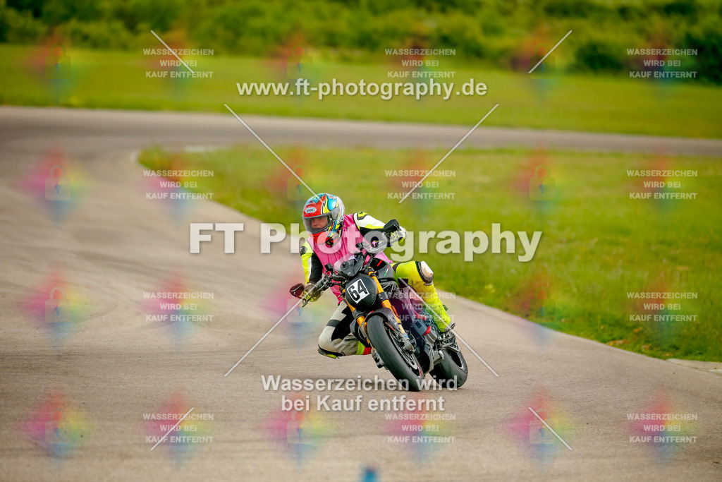 _MOT2392 | Hier findet Ihr Bilder von Touristenfahrten auf der Nürburgring Nordschleife oder von anderen Veranstaltungen die ich besucht habe. Viel Spass beim Durch Schauen 