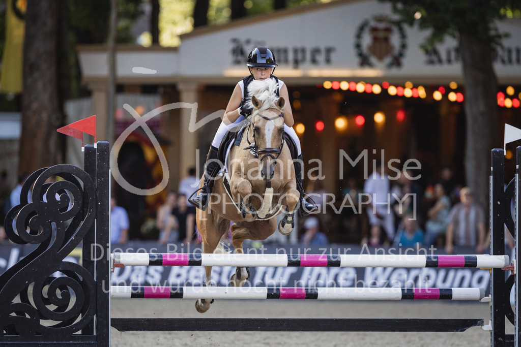 230908_OWLCh_PonyTrophy-374 | Deine schönsten Turniermomente als professionelle Fotos! Entdecke hochwertige Pferdesport-Fotografie im Online-Shop. Jetzt Fotos finden & bestellen!