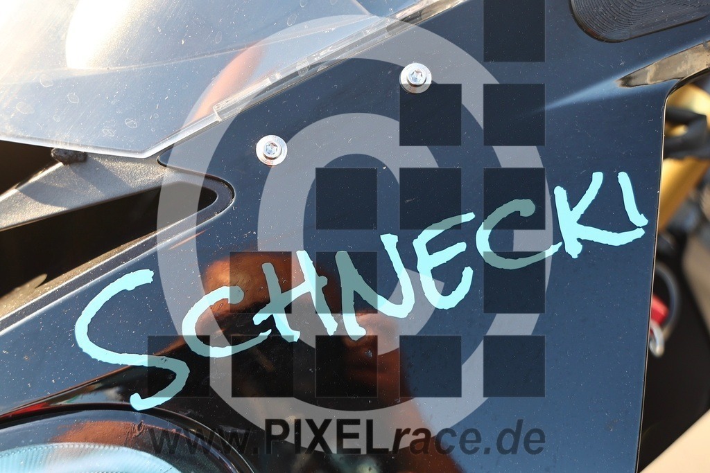 social-20260605_10044 | Schöne Erinnerungen an spannende Momente - das festzuhalten ist unser Job. PIXELrace.de ist seit 2003 auf den Rennstrecken Europas unterwegs um die Action draußen beim Fahren und die wunderbare Stimmung imm Fahrerlager für euch einzufangen.