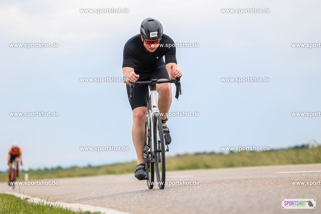 BR8A4001 | Stadttriathlon Erding 2025. #yourpictrs #sportshot_your_pictrs @Sportshotphotography #stadttriathlonerding Copyright: www.sportshot.de