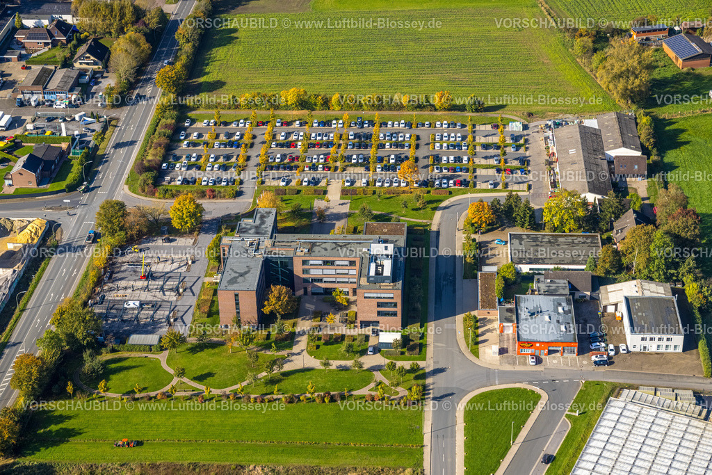 Selm241011713 | Luftbild, SARIA A/S GmbH Firmengebäude mit Parkplatz, Selm, Münsterland, Nordrhein-Westfalen, Deutschland
