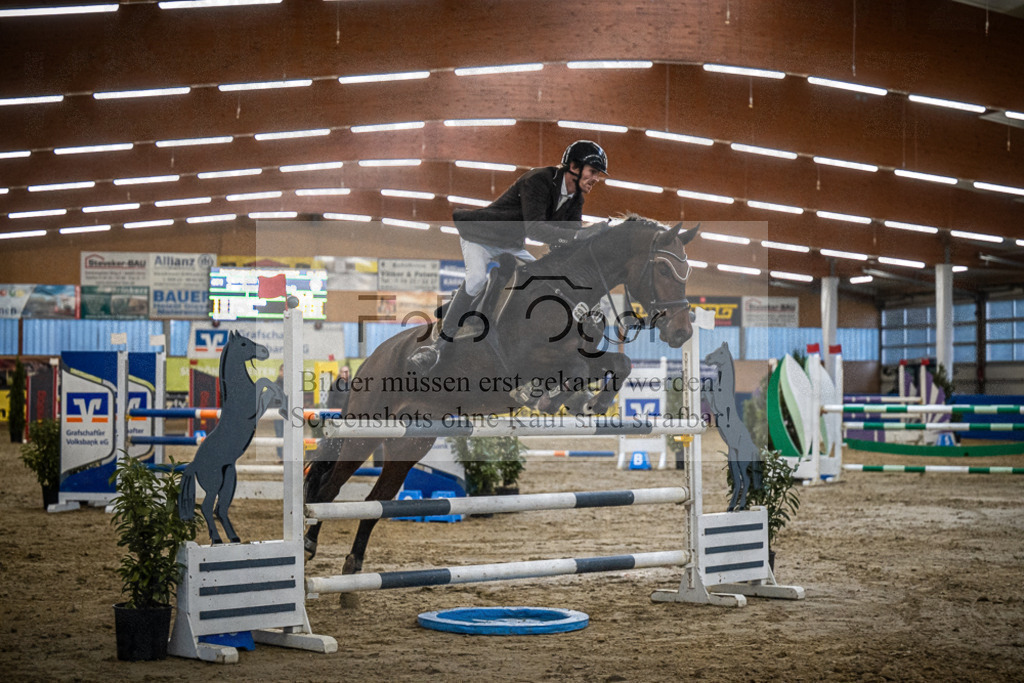 DOS_B1049 | Entdecke hochwertige Reitturnierfotos von Foto Oger. Professionell, emotional und authentisch – jetzt Lieblingsmomente im Shop bestellen.Deutschlandweite Turnierfotografie. - Realisiert mit Pictrs.com