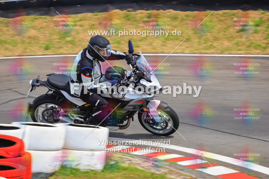 _DSK2557 | Hier findet Ihr Bilder von Touristenfahrten auf der Nürburgring Nordschleife oder von anderen Veranstaltungen die ich besucht habe. Viel Spass beim Durch Schauen 
