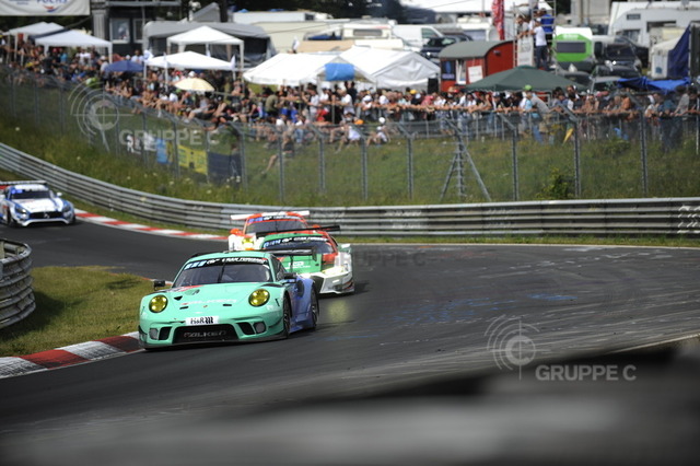 24hNbr19_0130845JPW | Porsche 911 GT3 R, Falken Motorsport (44), Jörg Bergmeister (D), Dirk Werner (D), Martin Ragginger (A), Klaus Bachler (A) - Realisiert mit Pictrs.com