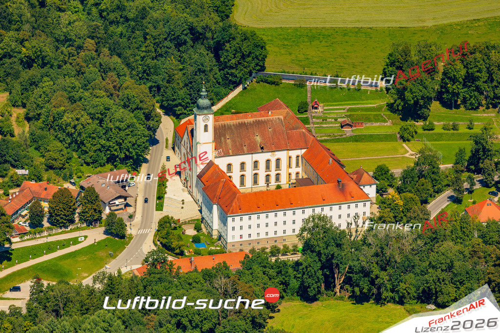 Kloster Dietramszell Bild- Das Luftbild wurde 2025 vom UL-Flugzeug heraus erstellt ( keine Drohnen Bilder! ) - Hochauflösende Luftaufnahme -Nicht vergleichbar mit Google Maps oder Satelittenbilder- Die Geschenkidee !Mit Lizenz und Bildrechte bestellbar