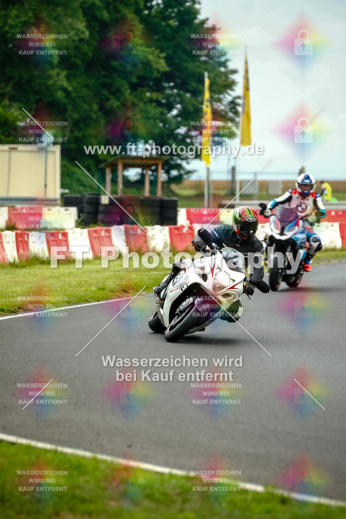 VBK-4178 | Hier findet Ihr Bilder von Touristenfahrten auf der Nürburgring Nordschleife oder von anderen Veranstaltungen die ich besucht habe. Viel Spass beim Durch Schauen 