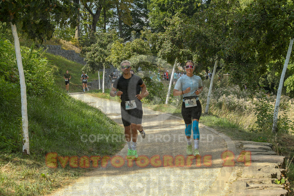 250824_1459_EX1_8262 | Sportfotografie im Rhein-Sieg Kreis, Köln, Bonn, NRW, Rheinland Pfalz, Hessen, etc. Unser Tätigkeitsfeld umfasst den Laufsport vom Volkslauf über den Marathon, Duathlon, Triathon bis zum Ultralauf wie Kölnpfad Ultra oder Schindertrail.