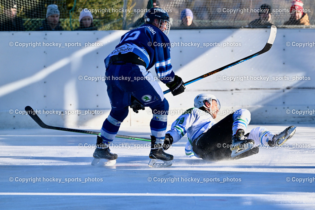 EC Tigers Paternion vs. EC FELD AM SEE/DSG LEDENITZEN | #12 Steiner Domenik EC Tigers Paternion, #79 Bobnar Marco EC FELD AM SEE Ledenitzen, EC Tigers Paternion vs. EC FELD AM SEE/DSG LEDENITZEN, EC Tigers Paternion vs. EC FELD AM SEE/DSG LEDENITZEN am 04.01.2026 in Paternion (Eislaufplatz Paternion), Austria, (Photo by Bernd Stefan)