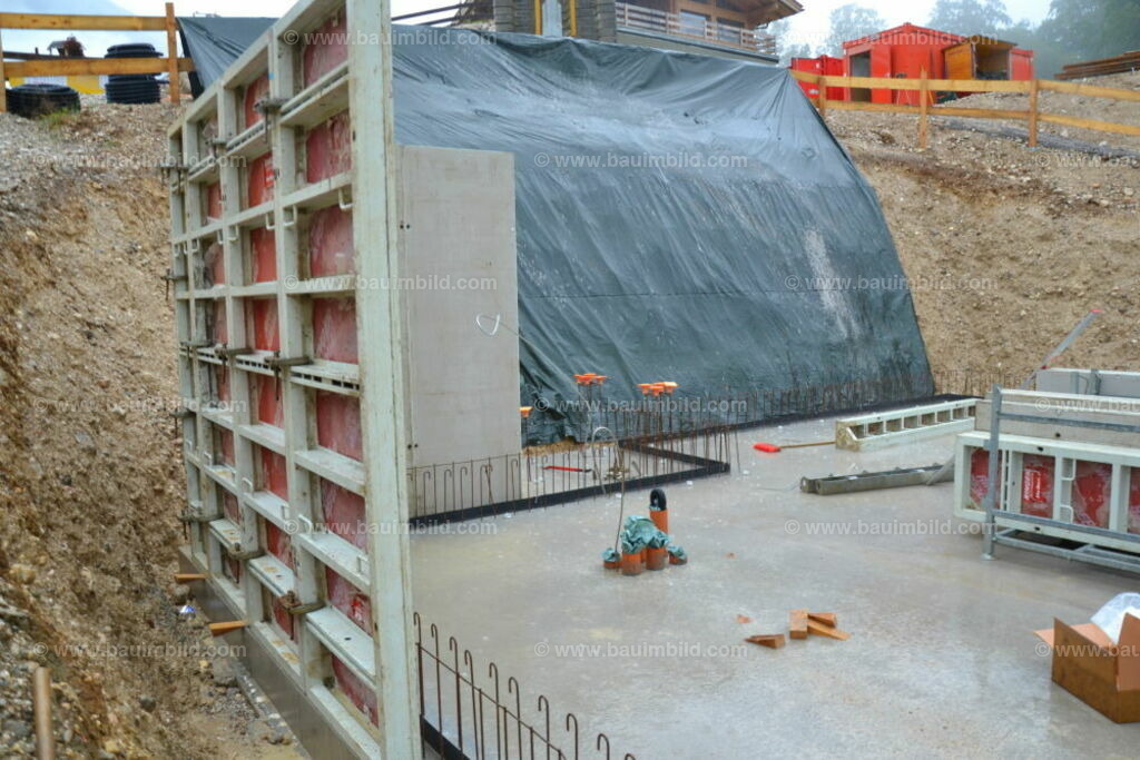 bib-lg04-betonarbeiten-0095 | Nach LV-Leistungsgruppen sortierte Detailfotos über den Bau eines Hauses. Alle Hausbau-Bilder direkt vom Urheber und Autor der Website Haus-Selber-Bauen.com