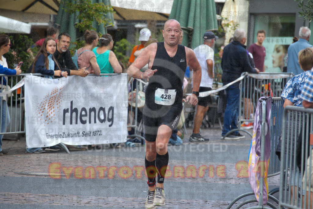 250824_1405_EV4_1226 | Sportfotografie im Rhein-Sieg Kreis, Köln, Bonn, NRW, Rheinland Pfalz, Hessen, etc. Unser Tätigkeitsfeld umfasst den Laufsport vom Volkslauf über den Marathon, Duathlon, Triathon bis zum Ultralauf wie Kölnpfad Ultra oder Schindertrail.