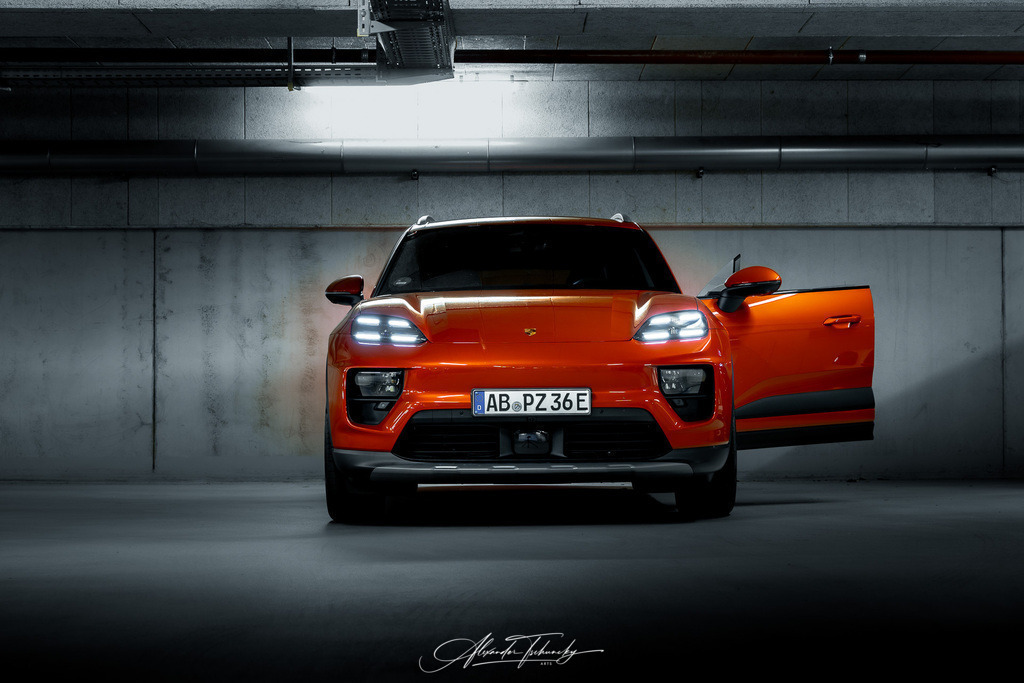 R6AT6913 _Alexander Tschuncky | Entdecken Sie die faszinierende Welt von Alexander Tschuncky Arts: Kreative Fotografie, atemberaubende Automobilkunst und hochwertiger Bilderdruck. Lassen Sie sich inspirieren! - Realisiert mit Pictrs.com