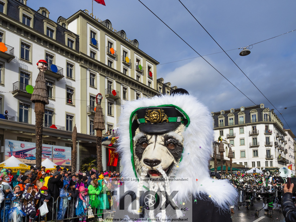 Fritschi-Umzug Luzern 2026 | Foto-Standort: Schweizerhof Luzern - Realisiert mit Pictrs.com