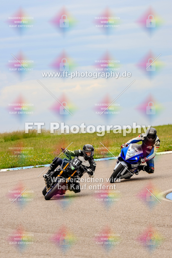 MotoTeam-2163 | Hier findet Ihr Bilder von Touristenfahrten auf der Nürburgring Nordschleife oder von anderen Veranstaltungen die ich besucht habe. Viel Spass beim Durch Schauen 